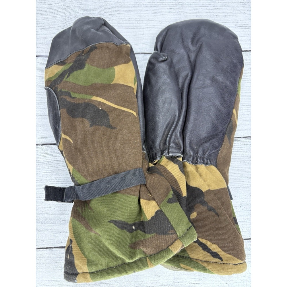 Holland Military Issued Mittens, Woodland, Lined, Used